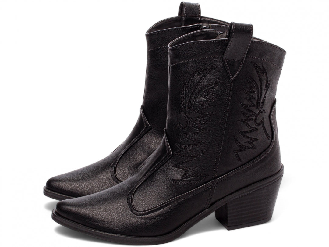 Bota Country Charm Torrícella - Preta ou Off White - Cano Baixo