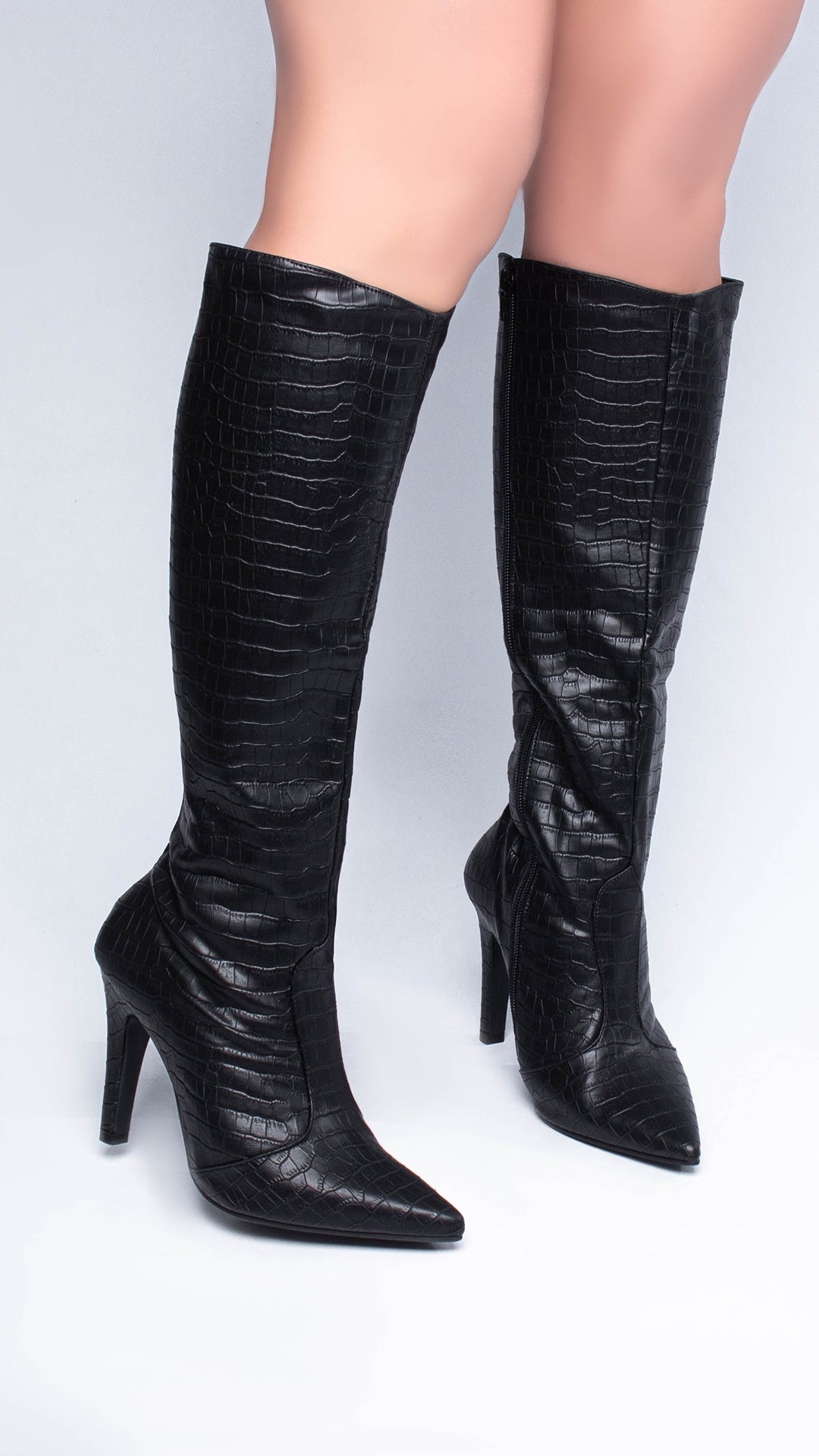 Bota Luxe Preta Torrícella - Cano Alto Liso - Bico Fino