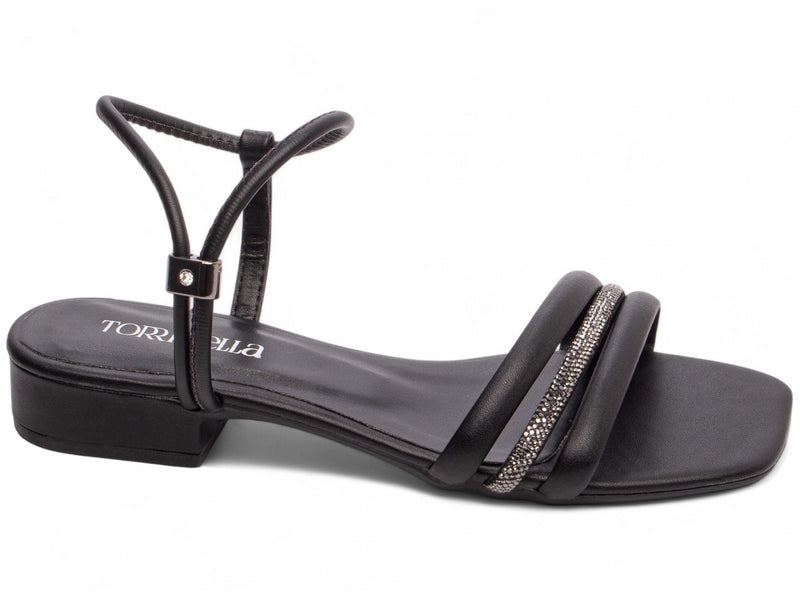 Strass Elegance Torrícella - Ideal para eventos casuais ou looks sofisticados do cotidiano.