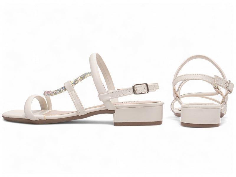 Strass Charm Torrícella - Perfeita para eventos casuais ou looks diurnos sofisticados.