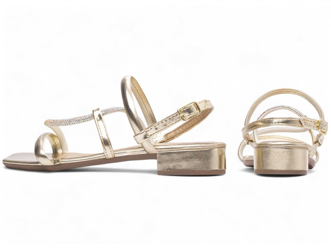 Strass Charm Torrícella - Perfeita para eventos casuais ou looks diurnos sofisticados.