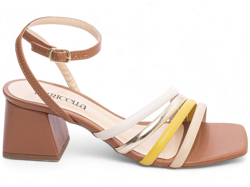 Caramelo Chic Torrícella - Perfeita para eventos casuais ou looks elegantes do cotidiano.