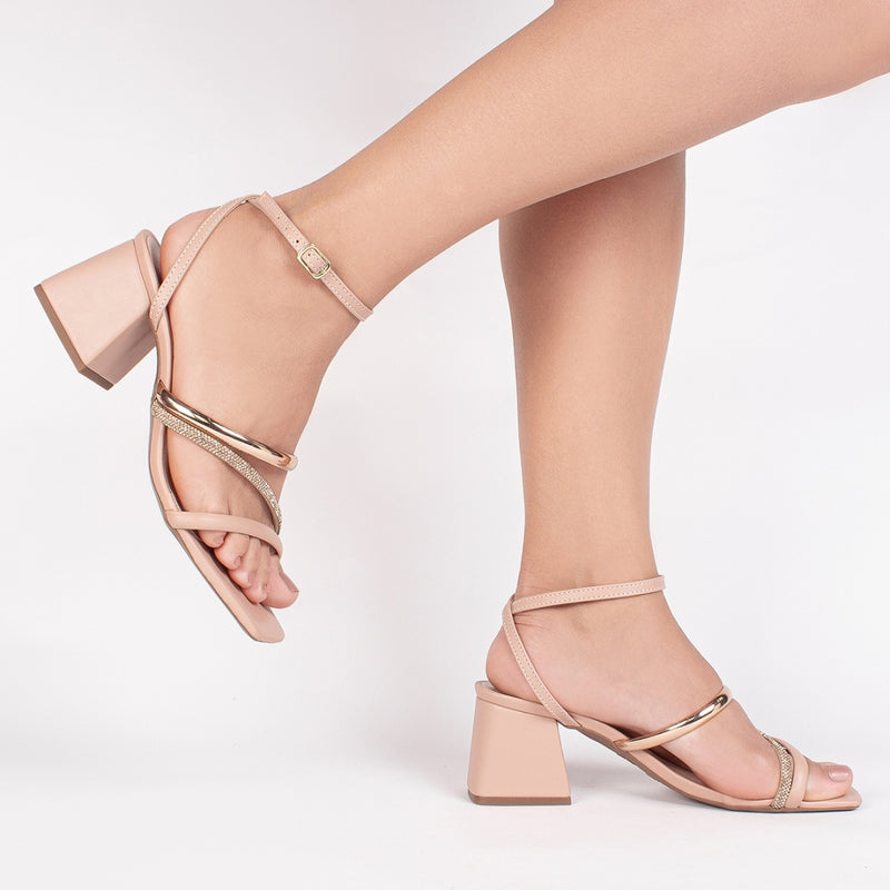 Rosê Glam Torrícella - Perfeita para eventos festivos ou looks noturnos sofisticados.