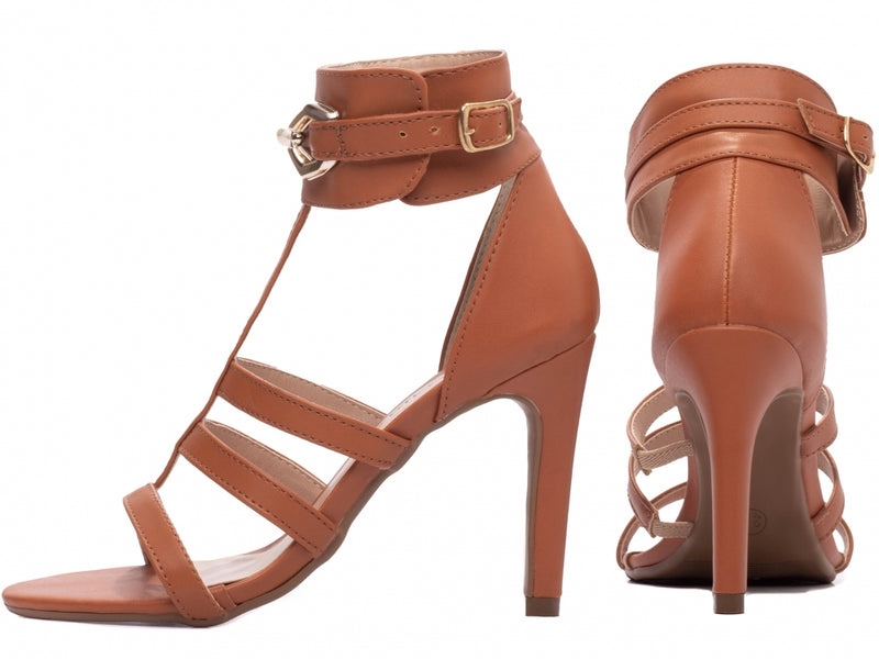 Sandália Lux Torrícella - Detalhes dourados para glamour