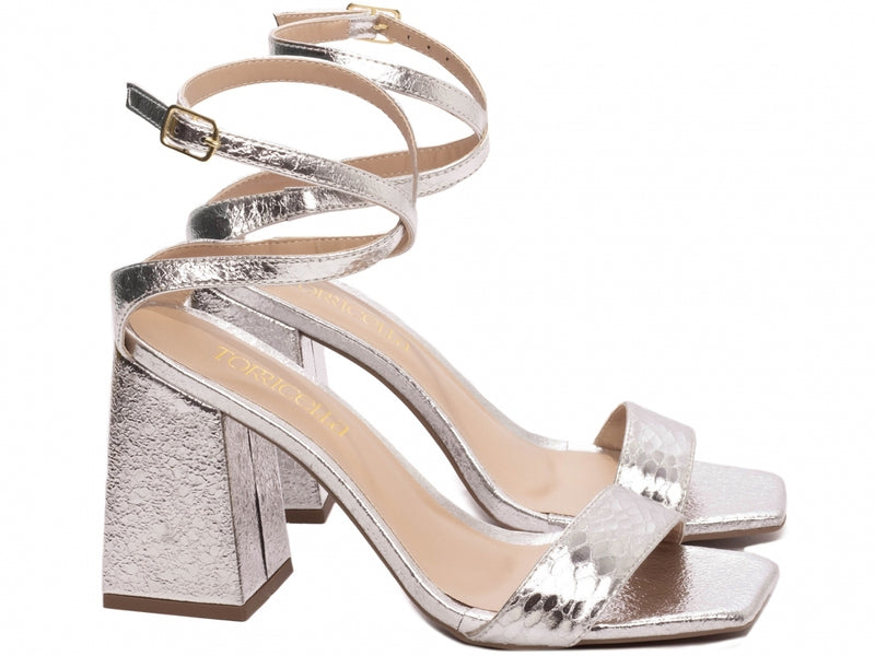 Sandália Luz Torrícelle - Brilho sofisticado  - Conforto duradouro