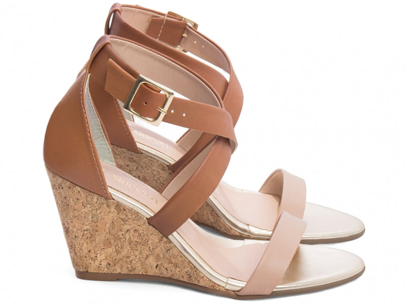 Sandália Plataforma Caramelo - Conforto com Design Exclusivo