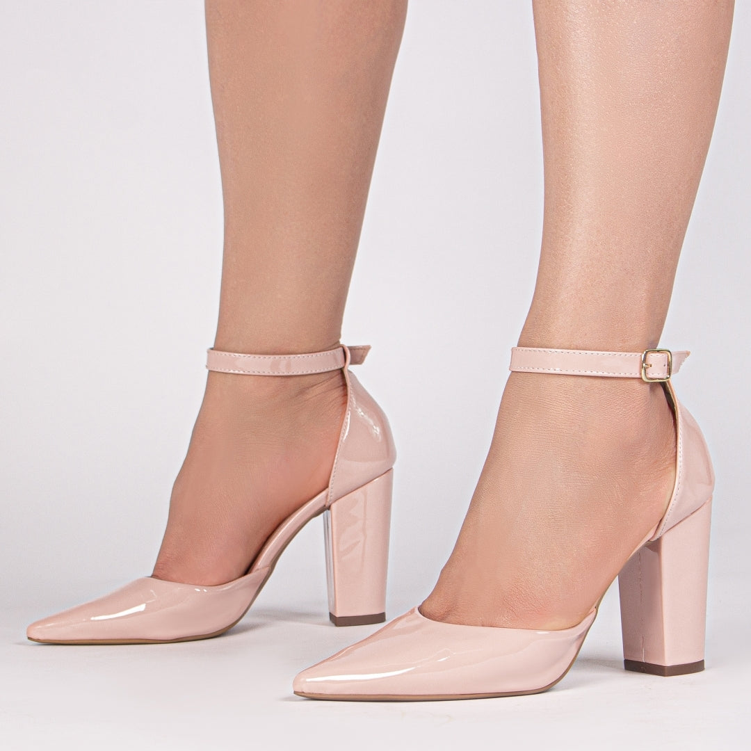 Sapato Scarpin Verniz - Conforto e Elegância em Cada Detalhe