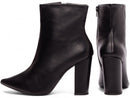Bota Preta Elegance Torrícella - Zíper interno na cor Preto - Cano Curto