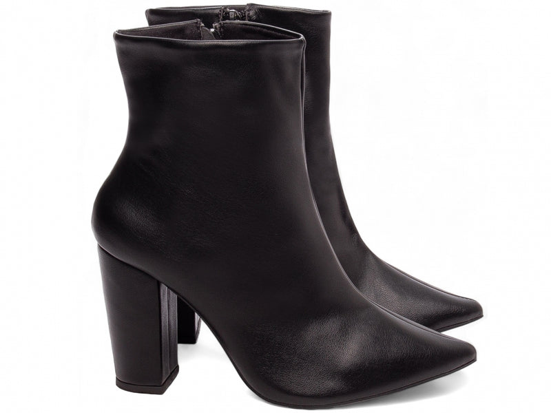 Bota Preta Elegance Torrícella - Zíper interno na cor Preto - Cano Curto