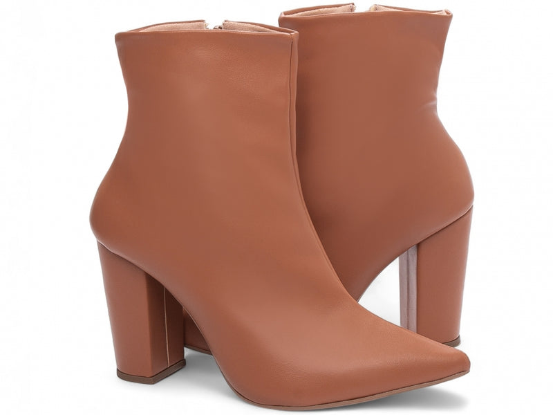 Bota Caramelo Elegance Torrícella - Zíper interno na cor Caramelo - Cano Curto
