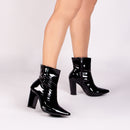 Bota Preto Verniz Elegance Torrícella - Zíper interno na cor Preto - Cano Curto