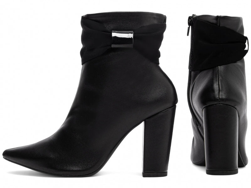 Bota Preta Luxe Torrícella - Lacinho Preto - Bico Fino