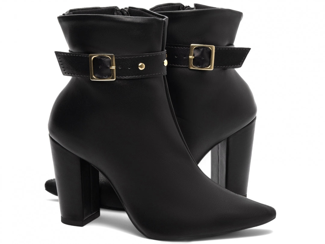 Bota Preta Torrícella - Fivela Dourada - Bico Fino