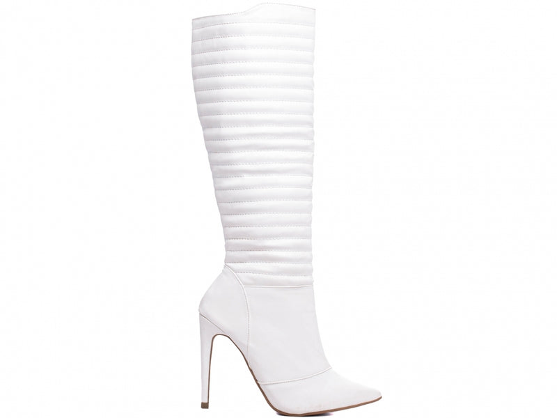 Bota Cano Alto Matelassê Torrícella - Detalhes em Costuras Matelassê - Bico Fino