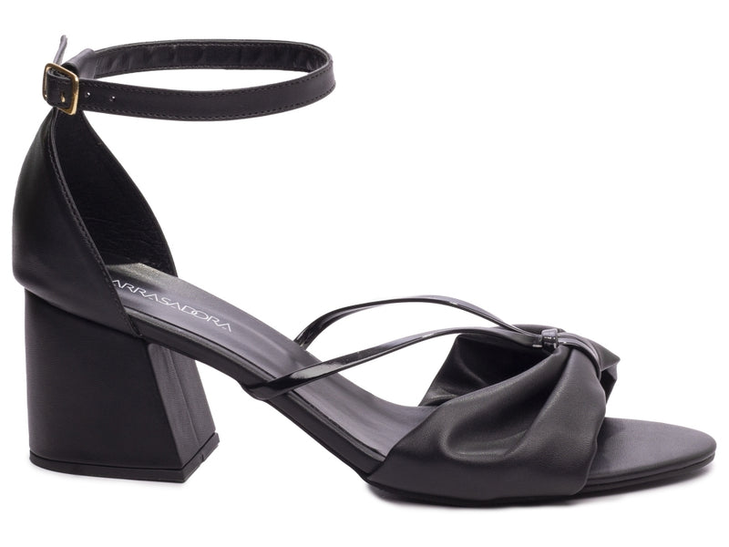 Sandália  FINEST Luxe - Numeração (40 ao 43)