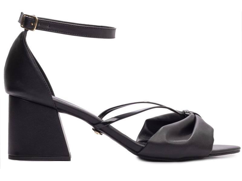 Sandália  FINEST Luxe - Numeração (40 ao 43)