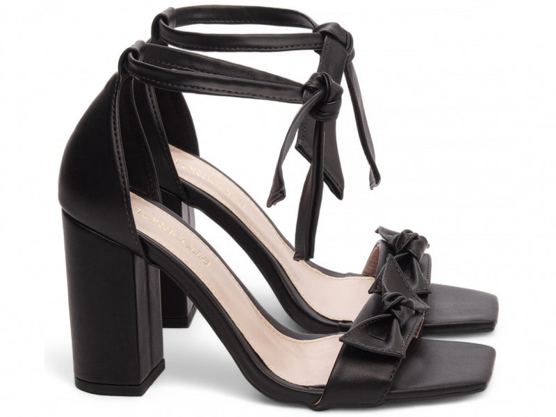 Sandália com Laço Torrícella - Design romântico - Conforto prolongado